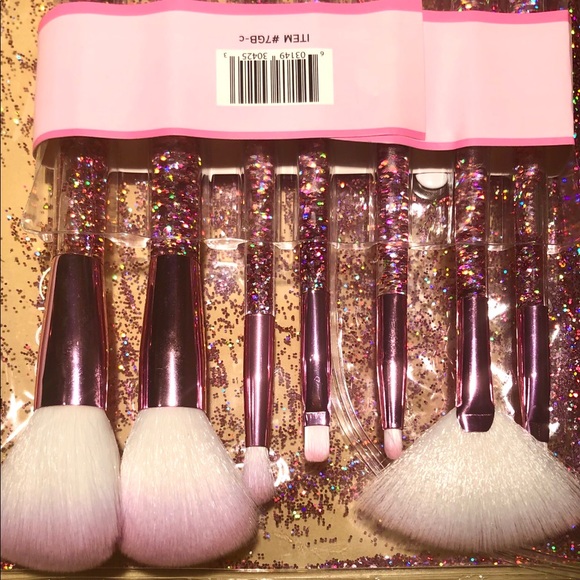 makeup brushes - Picture 2 of 4